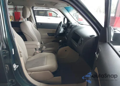 2010 Jeep Patriot Sport from USA, damaged, VIN 1J4NF1GB5AD654000